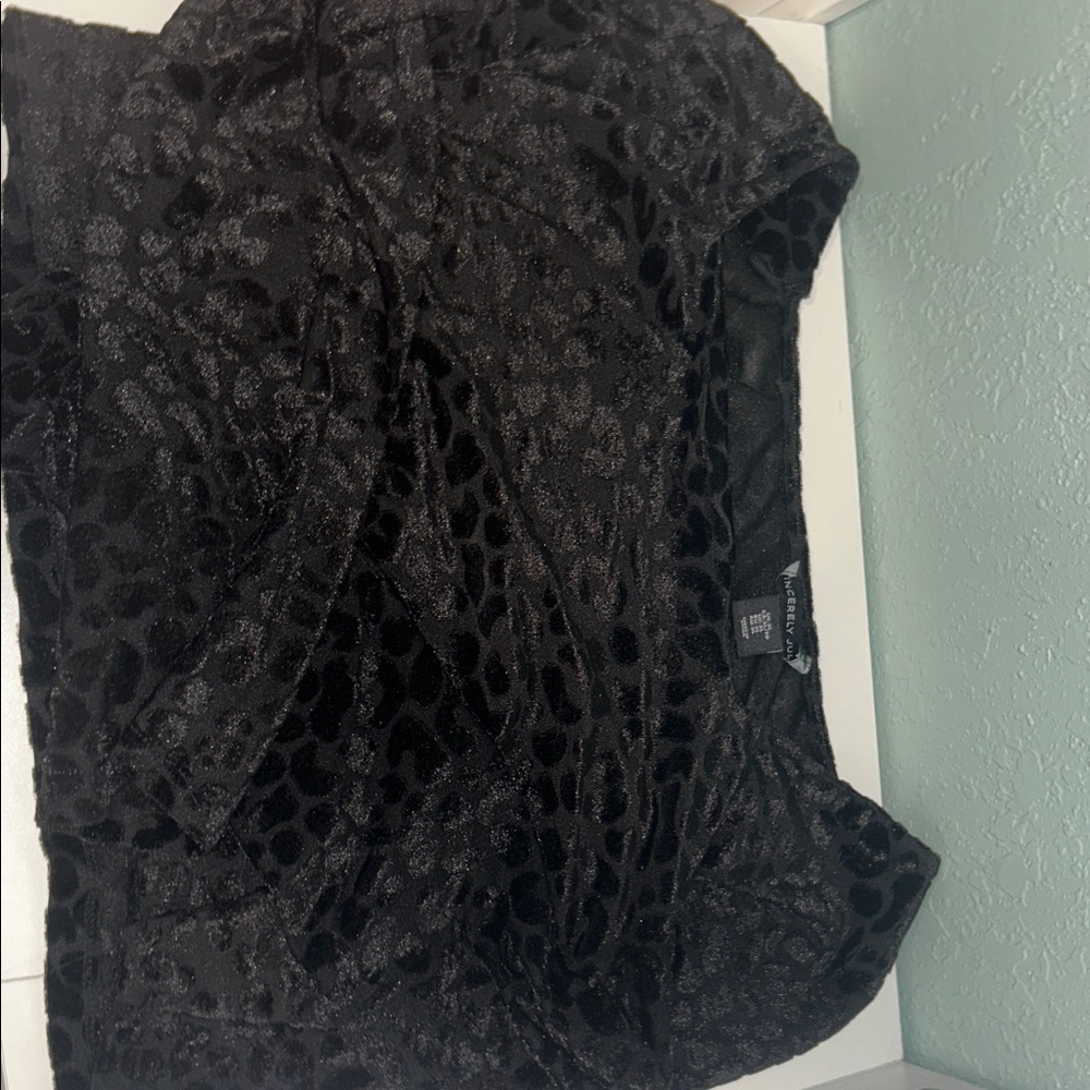 Sincerely Jules Black Leopard Print Blouse